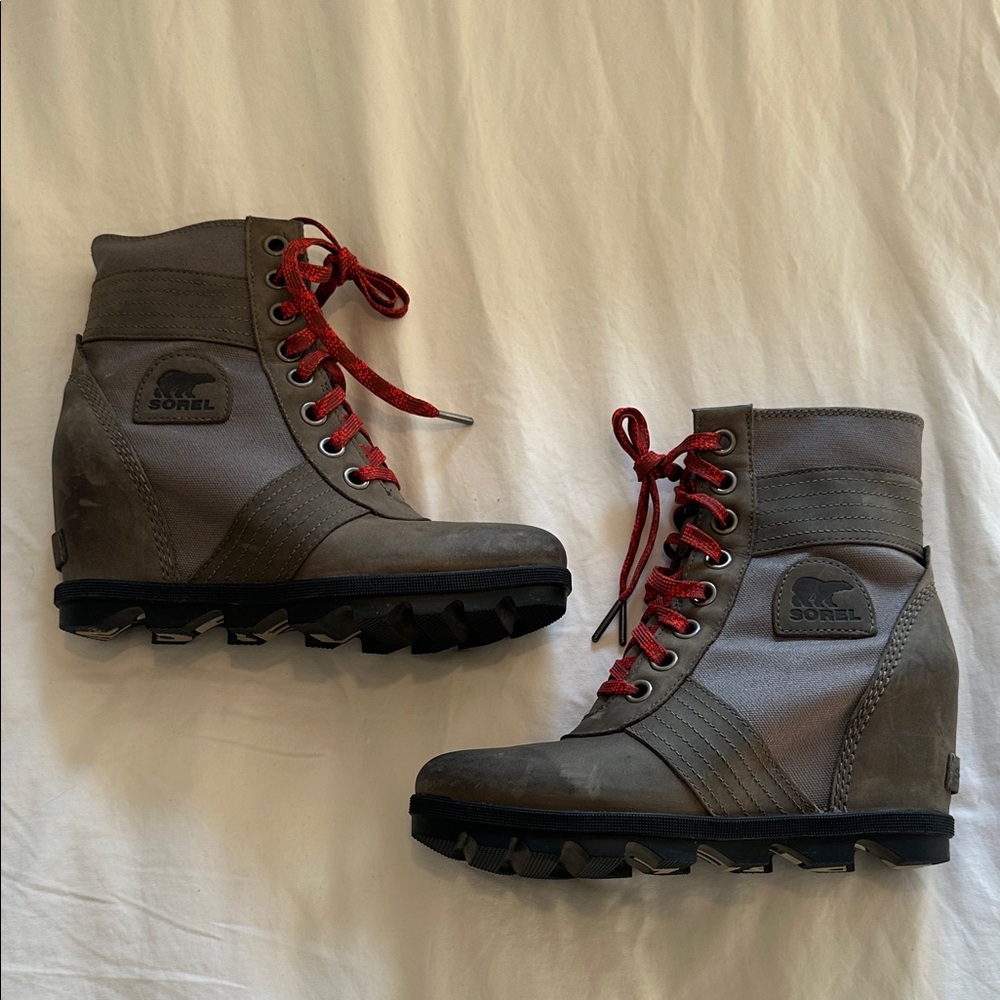 SOREL Women's Lexie Wedge Casual Boots Lt Pas/Gray Size: 8